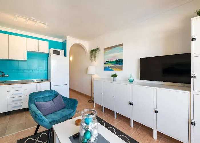 Sunny Corner 公寓 *